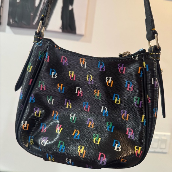 Dooney and Bourke Multicolor Interlocking D&B Mini Margot Crossbody EUC - Picture 3 of 4